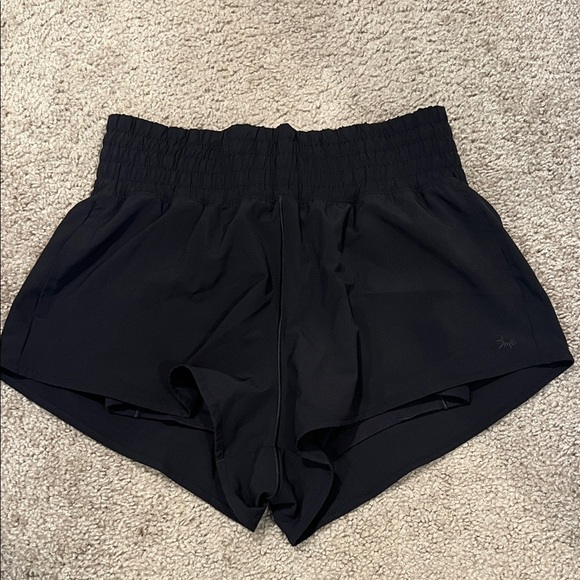 Aerie Women's Black Shorts - Picture 1 of 5